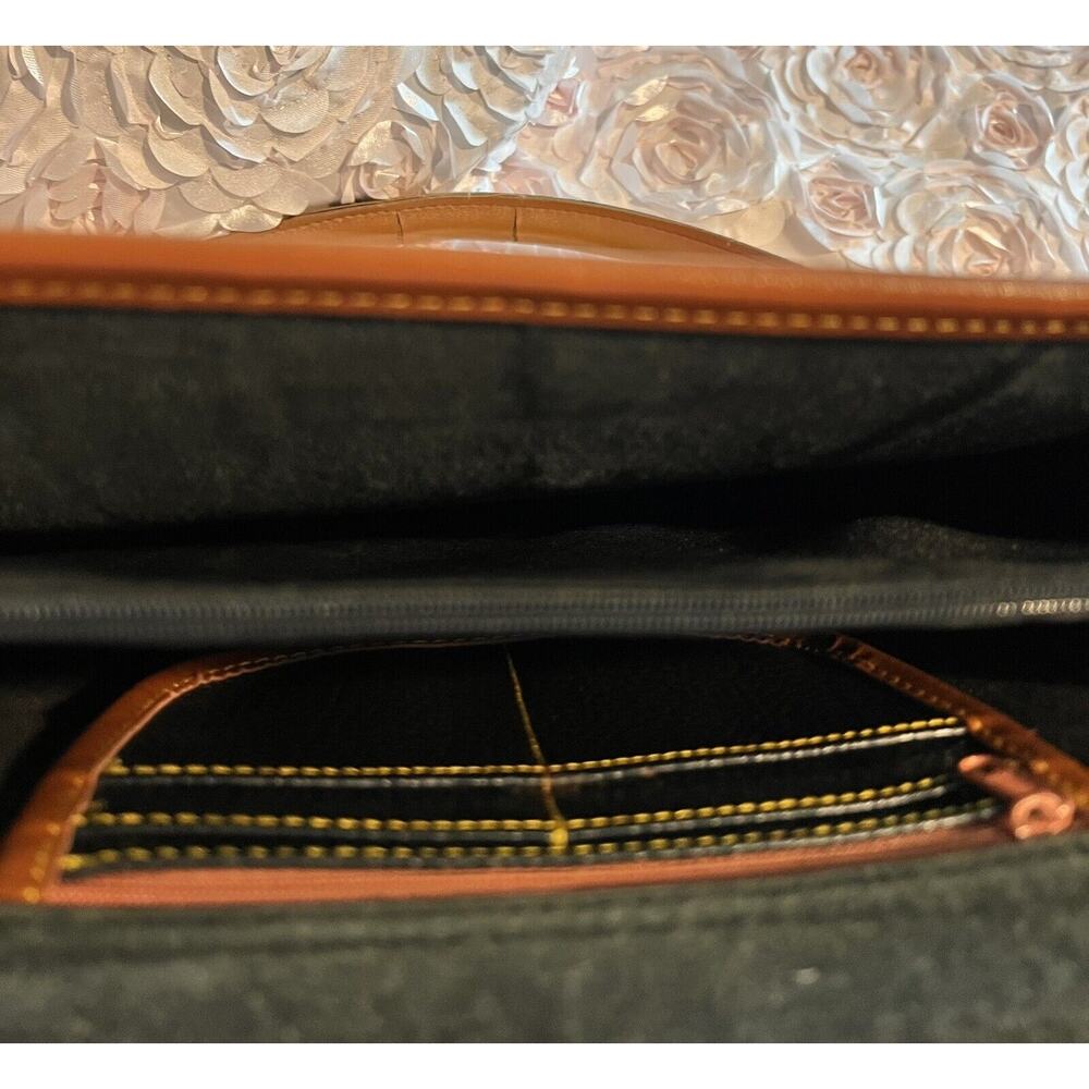 Dooney and Bourke, Black and Caramel, Large Leather Handbag, preowned - Picture 10 of 10
